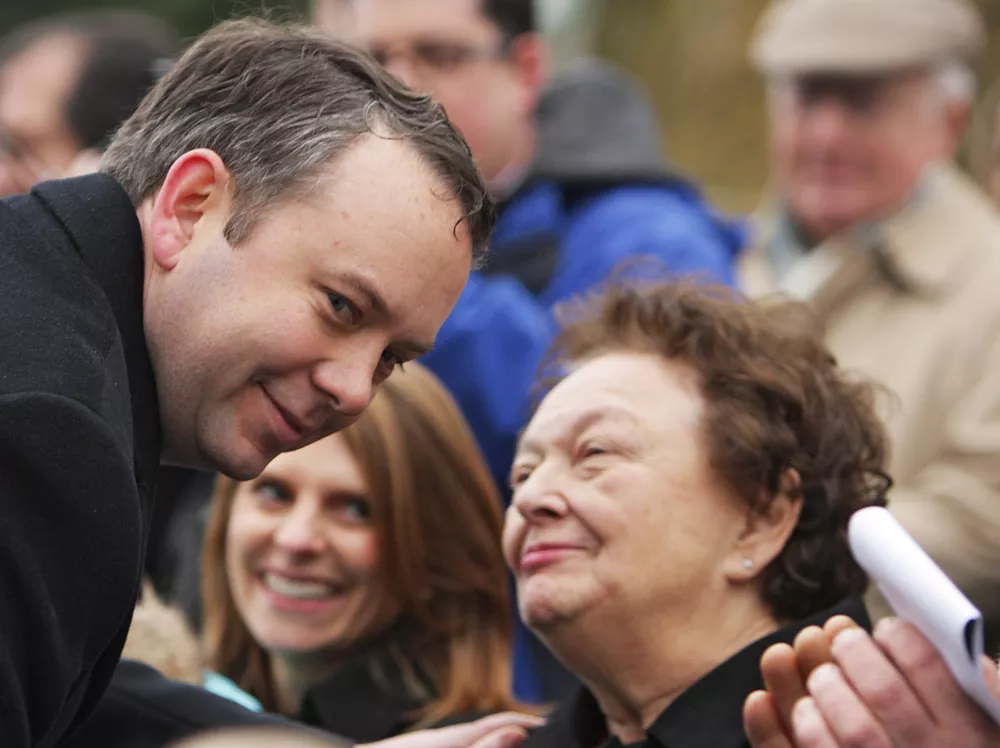 David Condon at his swearing-in ceremony last week, with his mom, Carolu (right), and wife, Kristin - YOUNG KWAK
