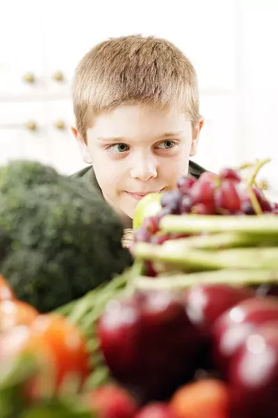 inh_healthykidscover040911_mg_0128.jpg