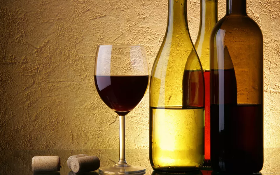winebottles.jpg