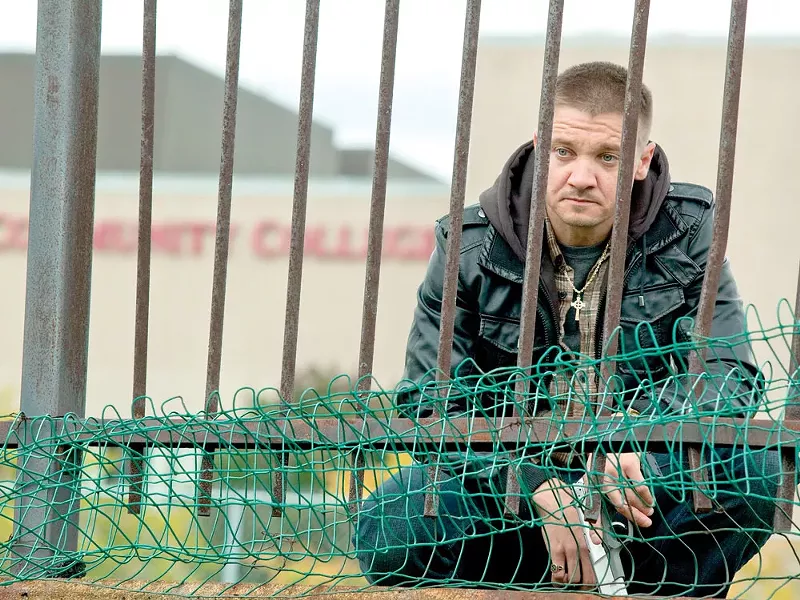 Jeremy Renner, behind the hurt fence