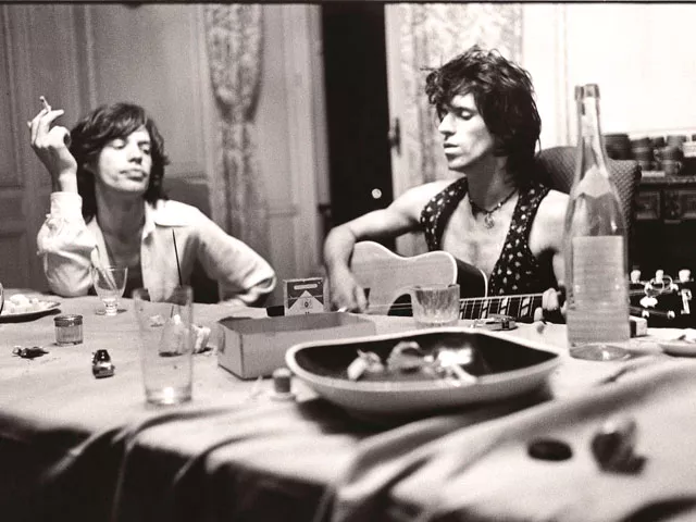 Mick Jagger and Keith Richards at Nellcote - DOMINIQUE TARLE