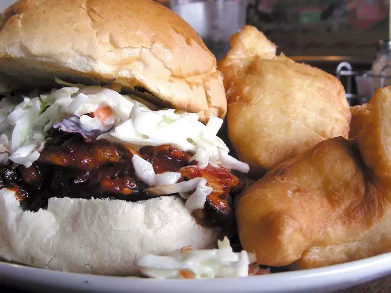 Pulled pork sandwich and fried bread at The Red Lion