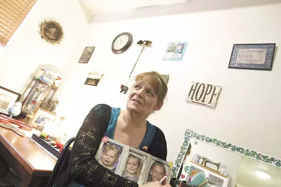 Renee Shelton has reconnected with her family since moving into her own apartment.