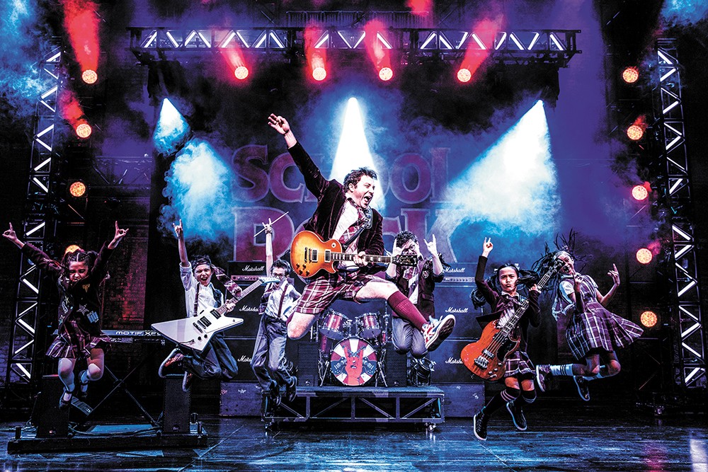 With big laughs and big riffs, School of Rock is a family-friendly Broadway headbanger