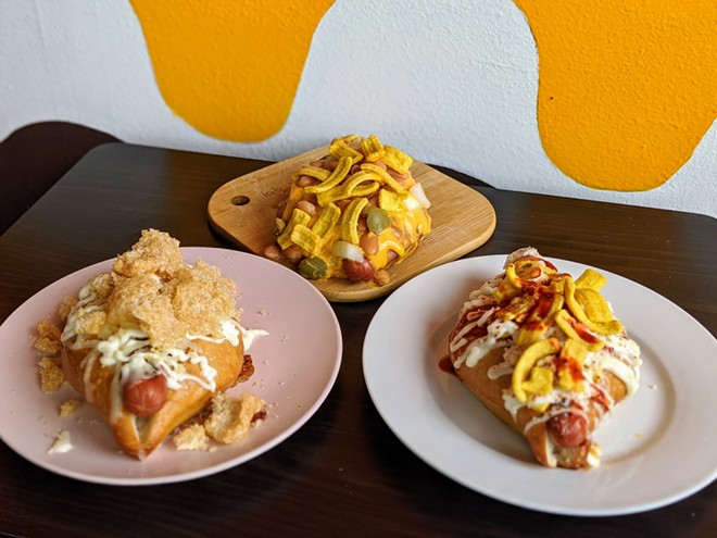 Lil Sumthin’ Saloon shifts focus to serve Tex-Mex-inspired hot dogs and cocktails to-go (2)