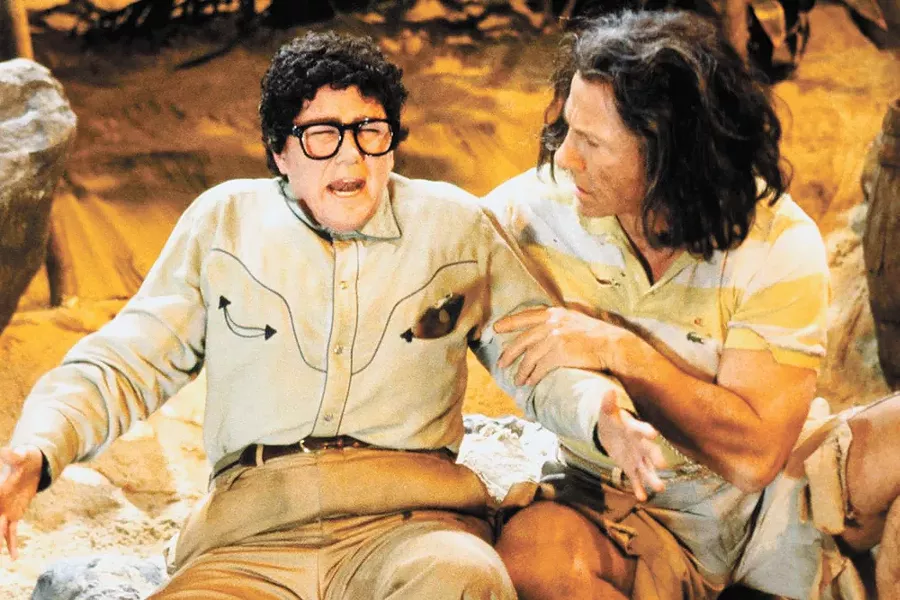 Julia Sweeney as Pat alongside Harvey Keitel in a 1993 Saturday Night Live sketch.