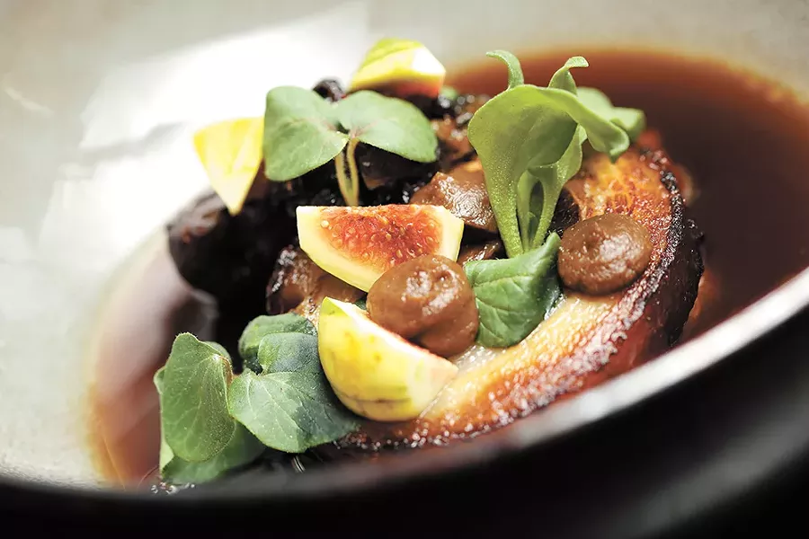 Pancetta in fig broth. - YOUNG KWAK