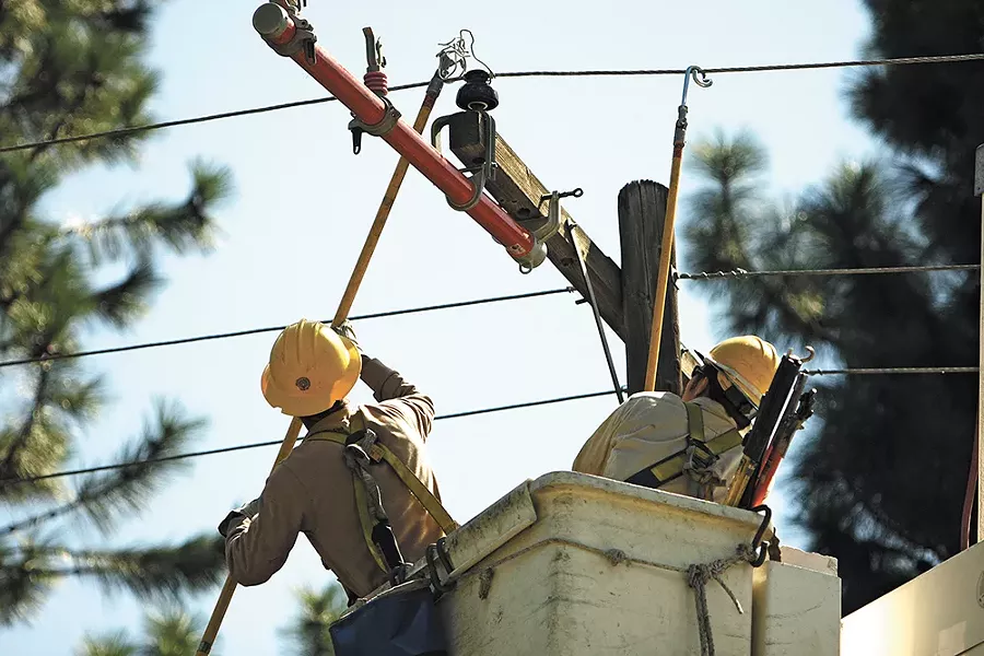 Hydro One maintains nearly all the transmission lines in Ontario. - YOUNG KWAK