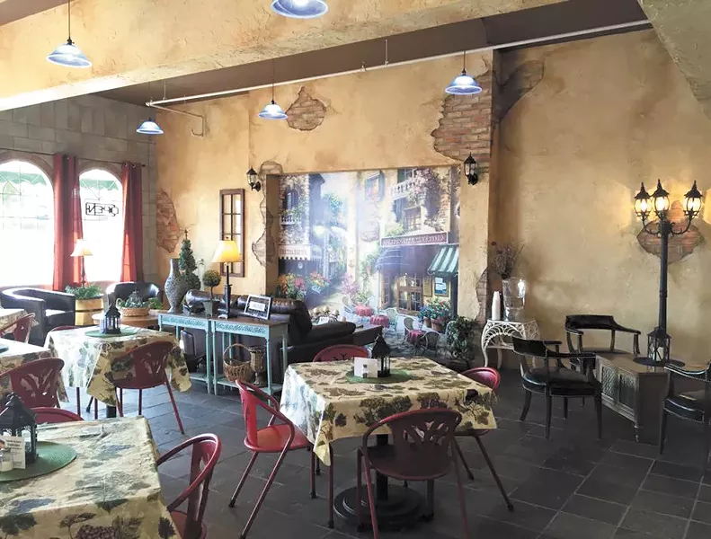 The dining room at Vineyard Café and Coffee.
