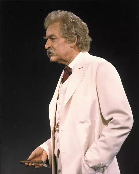 Hal Holbrook sees Mark Twain as relevant as ever in 2015.