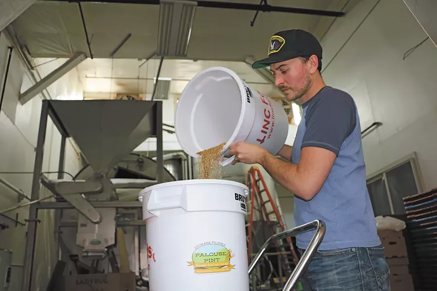 Palouse Pint maltster Joel Williamson - DAN JACKSON PHOTO