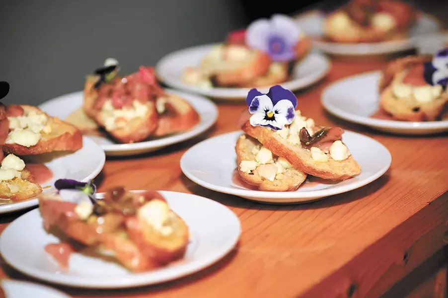 Mont Lamm Events hosts monthly farm-to-table dinners.