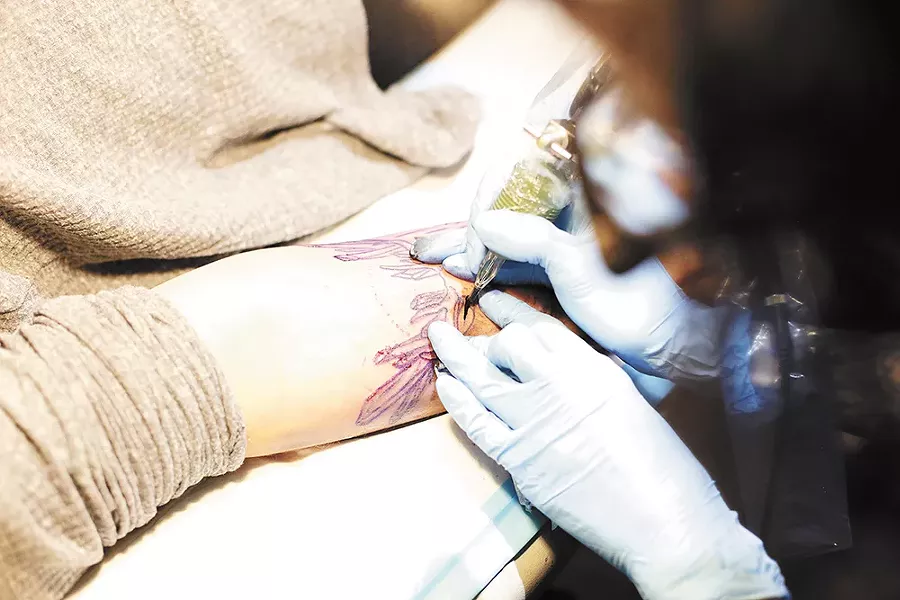 In addition to tattoos, Marth works in a variety of other media. - YOUNG KWAK