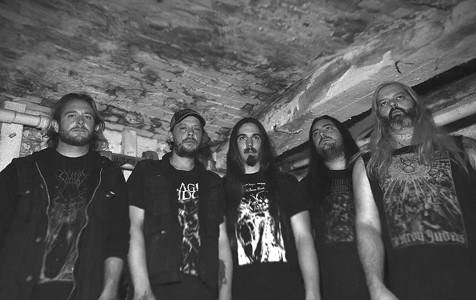 Void Omnia believes that humans are doomed on this planet.