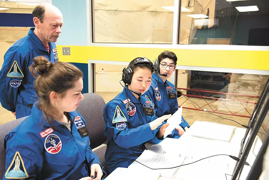 Grace Kim (center) at the mission training. - HONEYWELL PHOTO