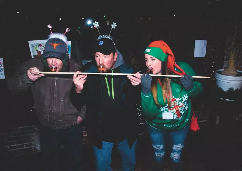 'Tis the season for a holiday-themed pub crawl.