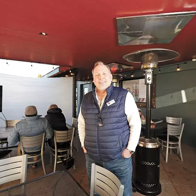 Local restaurants struggle as chilly weather and COVID-19 continue to keep diners away