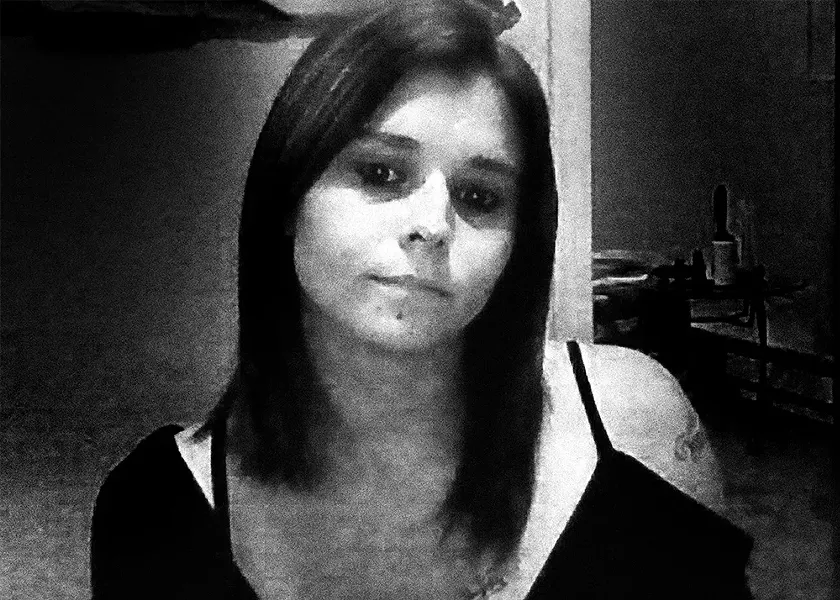 While awaiting a mental evaluation, 25-year-old Amanda Cook sent letters to her sister: “I’m sorry I lost my mind! I hate what has happened to me.”