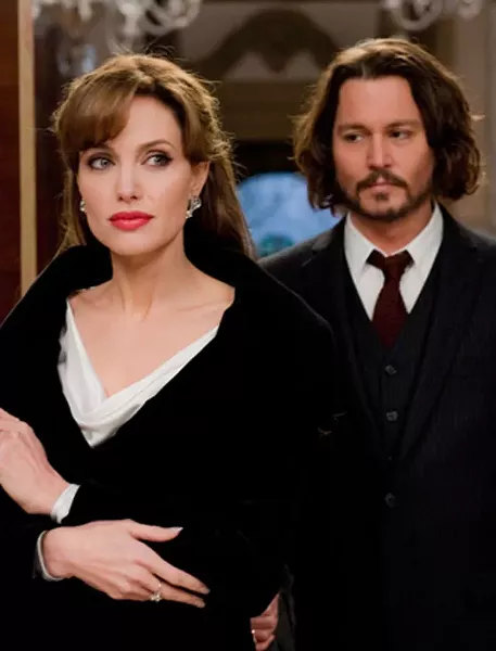 Jolie and Depp in The Tourist.