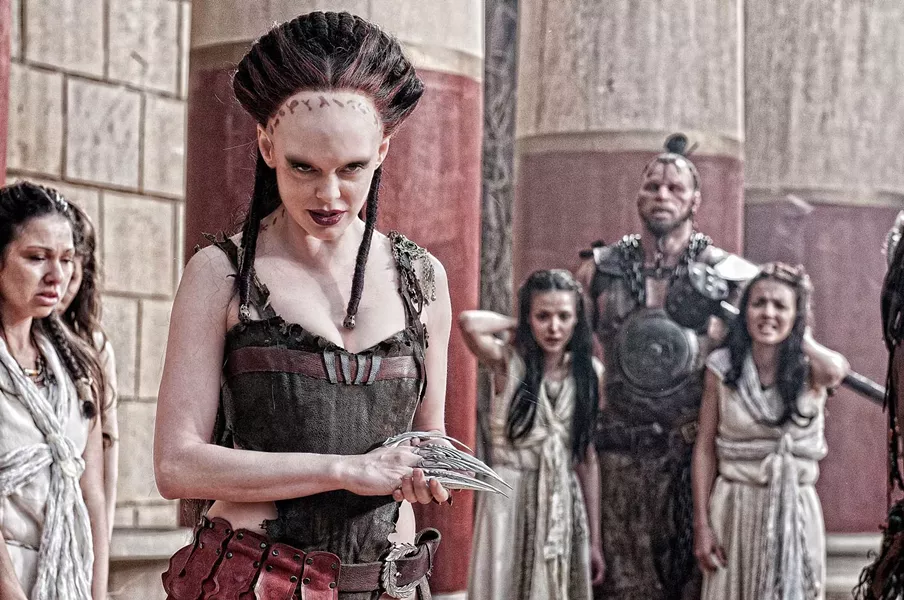 Rose McGowan is still allowed inside Marilyn Manson's closet