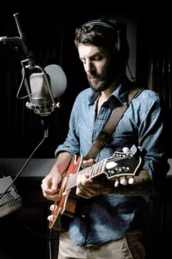 RAY LAMONTAGNE | PHOTO/BRIAN STOWELL