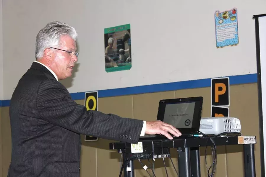 HIGHLAND PARK SCHOOL DISTRICT EMERGENCY MANAGER STEVEN SCHILLER. PHOTO/CURT GUYETTE.
