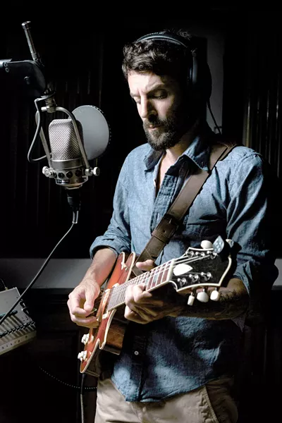 RAY LAMONTAGNE | PHOTO/BRIAN STOWELL