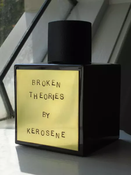 brokentheoriesbottlepic.jpg