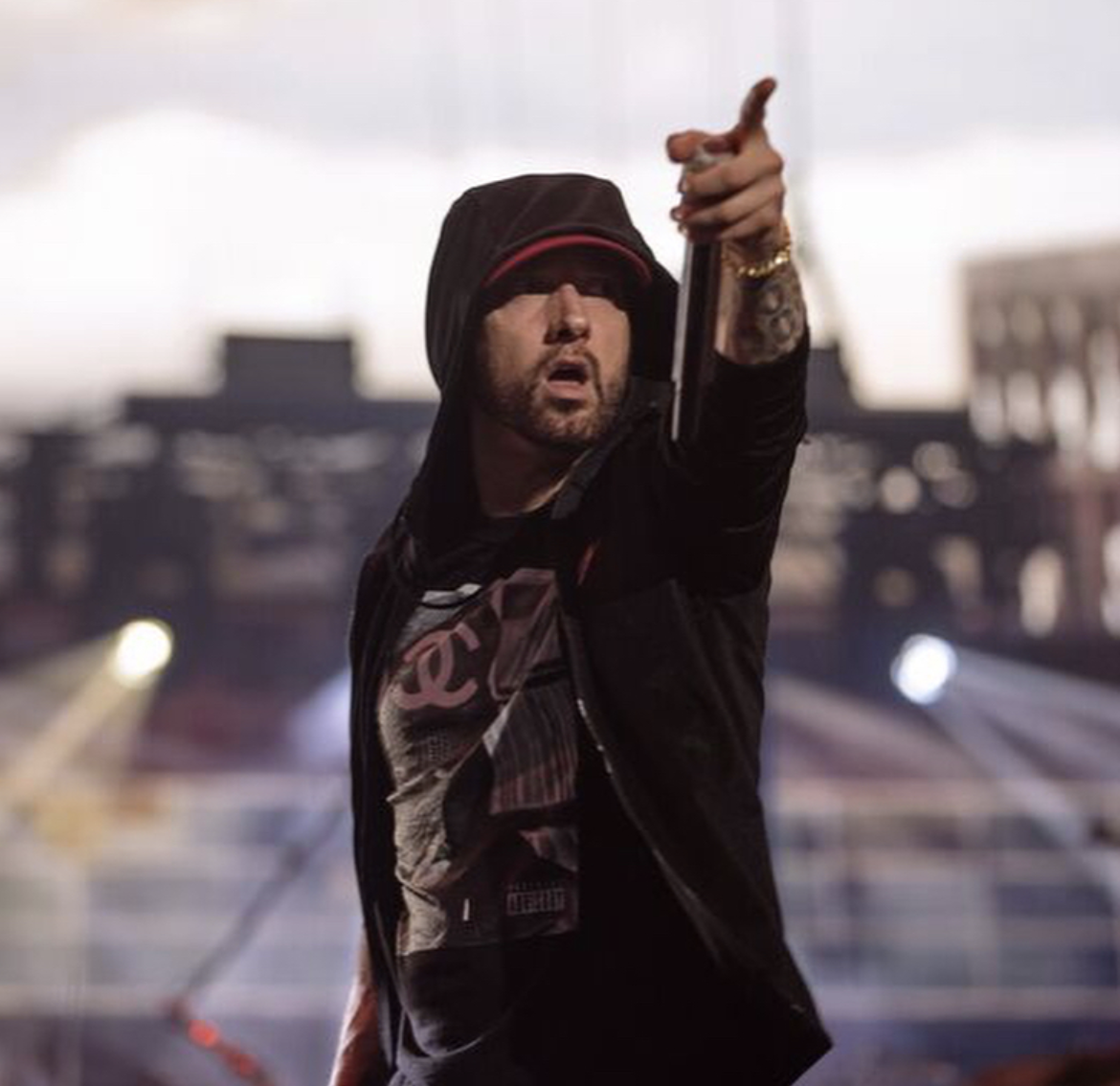 Arving fugtighed basen Eminem drops new album 'Kamikaze' overnight and it's brutal | City Slang