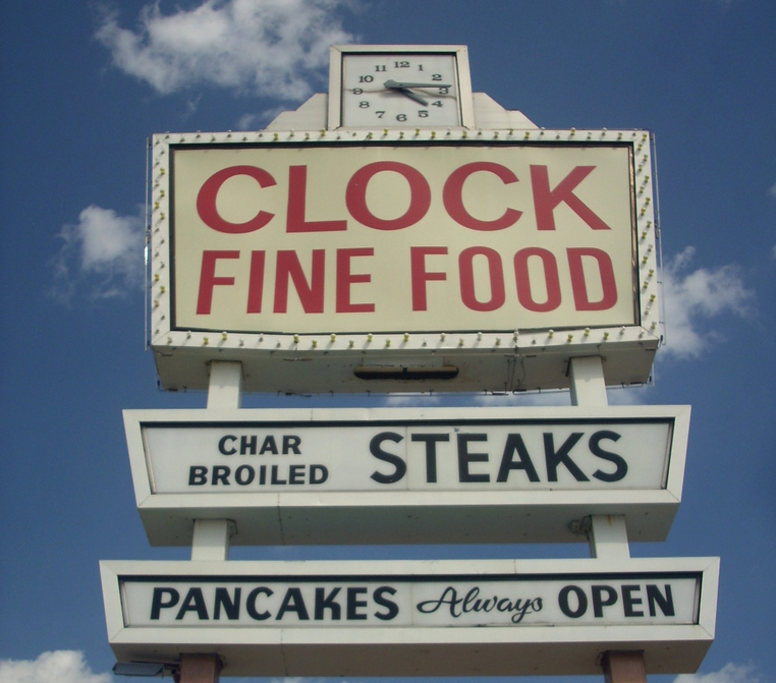 the clock restaurant