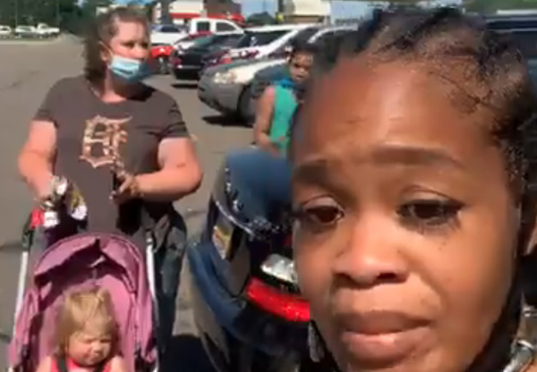 Metro Detroit S Own Kroger Karen Prevents Black Customer From