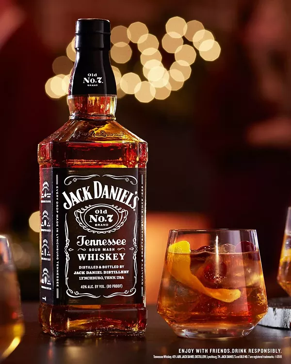 EXCLUSIVE: AT-HOME HOLIDAY COCKTAILS — A JACK DANIEL'S HOLIDAY COCKTAIL GUIDE | Paid Content | Detroit - Vimarsana News