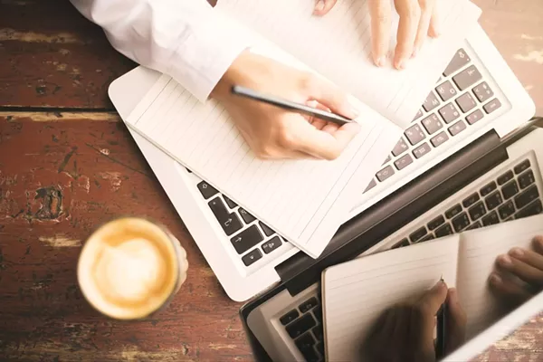 Top Scholarship Essay Writers in the USA: Website Reviews - Vimarsana News