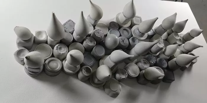 "Concrete", on view at Lélia Mordoch Galerie, is an exhibition of the past five years of Daniel Fiorda's practice in sculpture. - PHOTO BY DANIEL FIORDA
