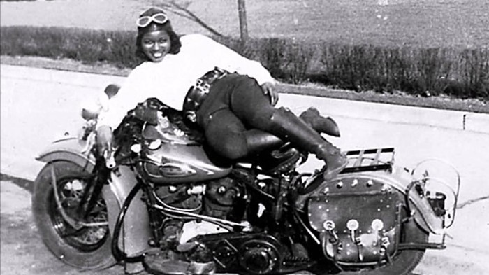 Bessie B. Stringfield, alias la reine des motos de Miami - PHOTO AVEC L'AUTORISATION D'ANN FERRAR, BIOGRAPHE DE BESSIE B. STRINGFIELD
