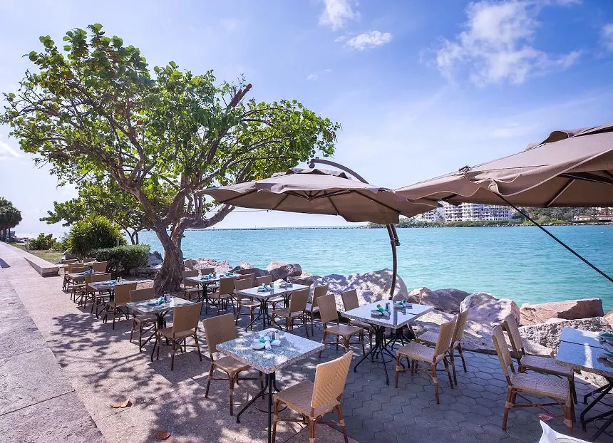 South Pointe Park is home to Smith & Wollensky - and panoramic water views. PHOTO PERMISSION OF SMITH & WOLLENSKY