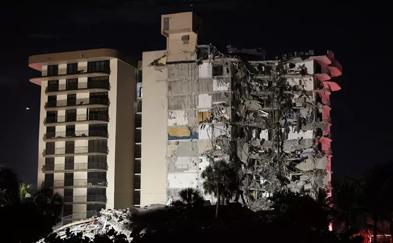 Building Collapse Florida / Condo Building Collapse in Miami in Surfside, FL (Google Maps) : The surfside, florida, complex partially collapsed early the collapse of the champlain towers south condominium in the small, beachside town of. Image