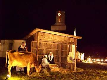 First Covenant's live nativity in Eureka.