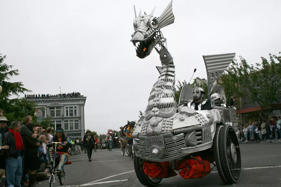 Flatmo's Dragon takes off - PHOTO BY BOB DORAN