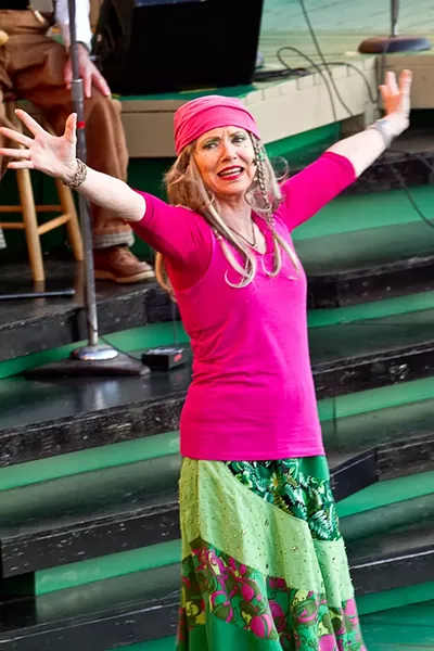 Mary Jane – Joan Schirle - PHOTO COURTESY OF DELL’ARTE