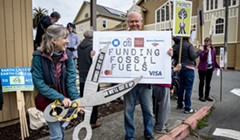 Protestors Call on Local Banks to Cut Fossil Fuel Industry Support