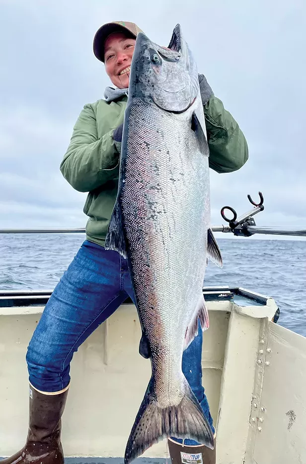 Eureka Boats Back on the Salmon after Break in the Wind - Vimarsana News