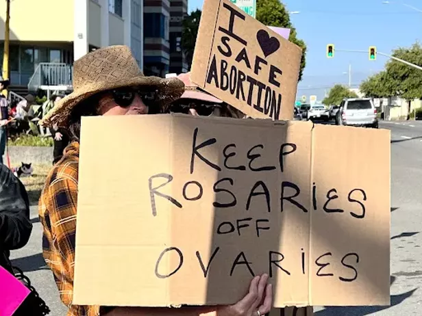 Hundreds Rally for Reproductive Rights in Eureka, Arcata - Vimarsana News