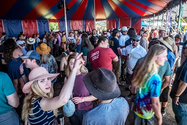 Oyster Fest's Rocky Return - Vimarsana News