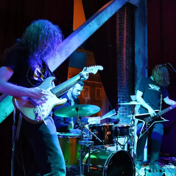 Music Tonight: Friday, Dec.9 - Vimarsana News