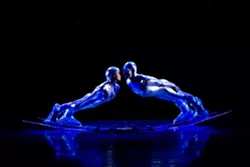 MILLENNIUM SKIVA : - PHOTO COURTESY OF MOMIX