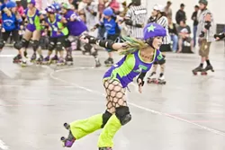 JAMMIN': Pinball takes a turn as jammer for the Broad St. Brawlers. - PHOTO BY STEVE E. MILLER