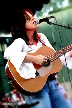 THREE’S A CHARM : Austin-based Havilah appears Nov. 17 at the Clubhouse; Nov. 18 at Linnaea’s Café; and, finally, Nov. 19 at the Cliffs. - PHOTO COURTESY OF HAVILAH BOTTICELLI