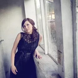 FLO PARIS: - PHOTO BY LISA MAKSOUDIAN
