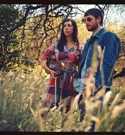 SOPHISTICATED YET EARTHY : Ian McFeron and Alisa Milner blend folk, rock, alt-country, and blues for Pint Night at Frog and Peach in SLO on Dec. 14. - PHOTO COURTESY OF IAN MCFERON
